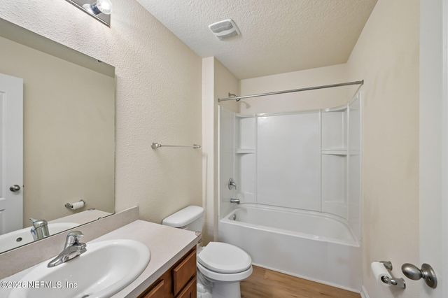 2205 PEBBLE POINT Drive, Green Cove Springs, FL 32043