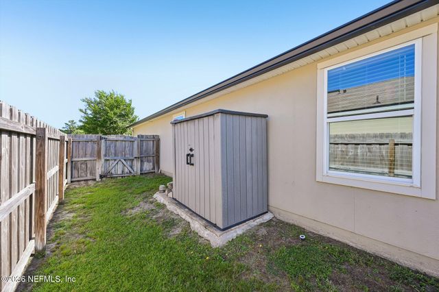 2205 PEBBLE POINT Drive, Green Cove Springs, FL 32043