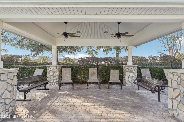 2205 PEBBLE POINT Drive, Green Cove Springs, FL 32043