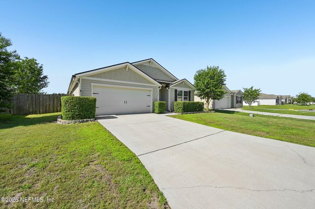 2205 PEBBLE POINT Drive, Green Cove Springs, FL 32043