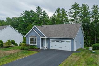 9 Wilson Way, Brentwood, NH 03833
