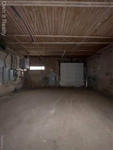 8843 Mark Twain Street, Detroit, MI 48228