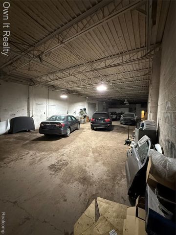 8843 Mark Twain Street, Detroit, MI 48228