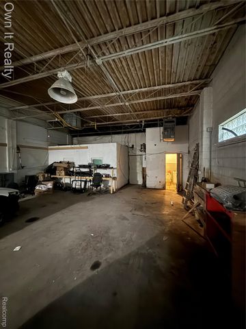 8843 Mark Twain Street, Detroit, MI 48228