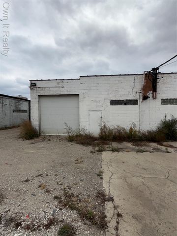 8843 Mark Twain Street, Detroit, MI 48228