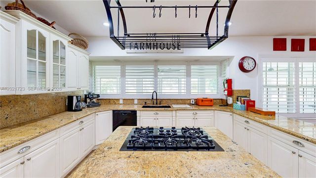 24545 SW 192nd Ave, Homestead, FL 33031