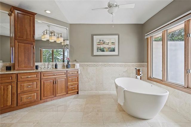 3008 Lynndale RD, Virginia Beach, VA 23452