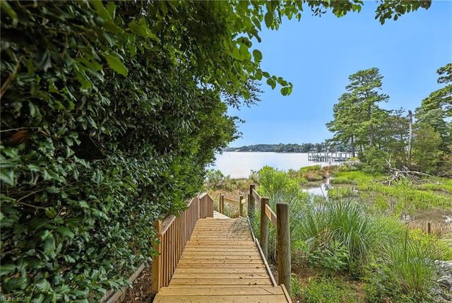 3008 Lynndale RD, Virginia Beach, VA 23452