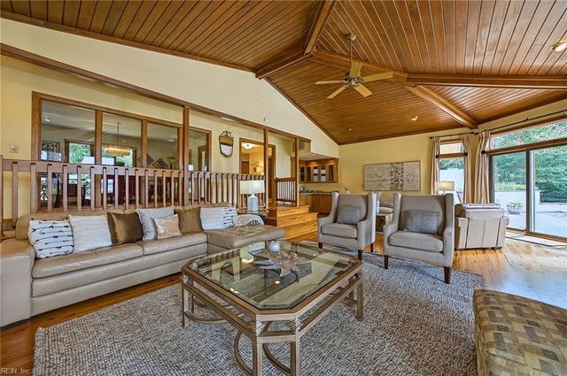 3008 Lynndale RD, Virginia Beach, VA 23452