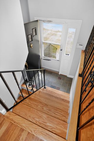 14 Fred St, Burlington, MA 01803