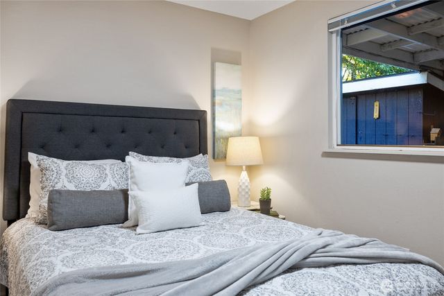 3731 N Huson Street, Tacoma, WA 98407