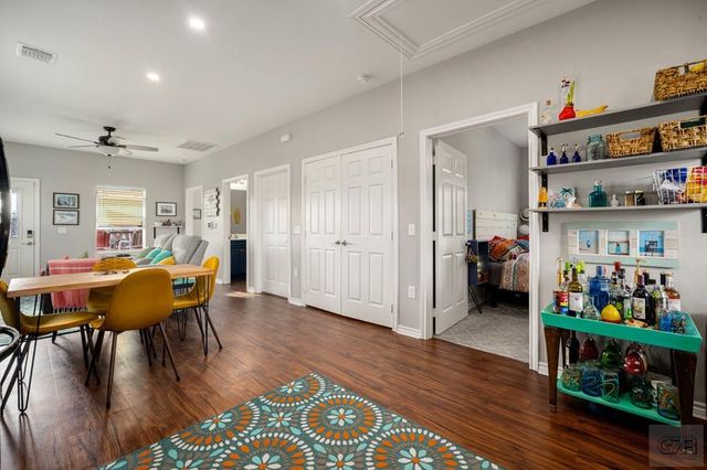 710 35th Street, Galveston, TX 77550