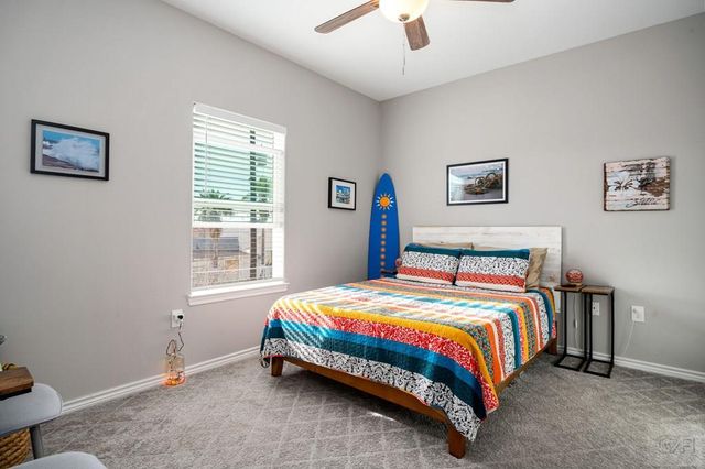 710 35th Street, Galveston, TX 77550