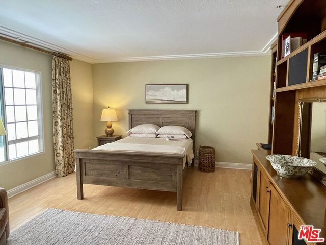 146 S Clark Drive 102, Los Angeles, CA 90048
