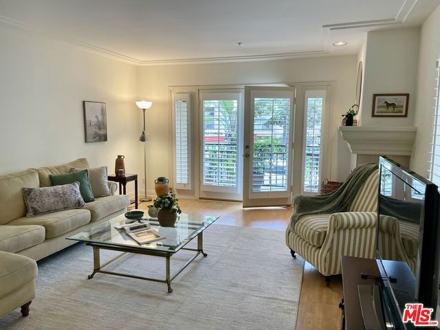 146 S Clark Drive 102, Los Angeles, CA 90048