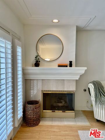 146 S Clark Drive 102, Los Angeles, CA 90048