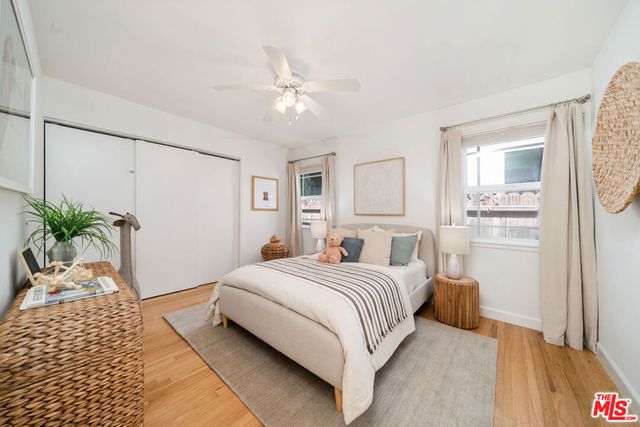 3945 Lyceum Avenue, Los Angeles, CA 90066
