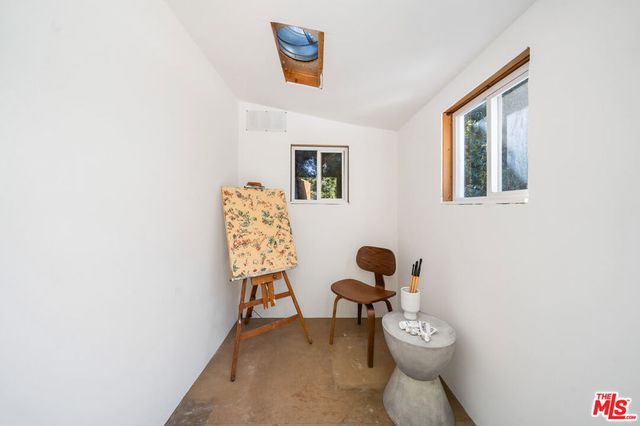 3945 Lyceum Avenue, Los Angeles, CA 90066