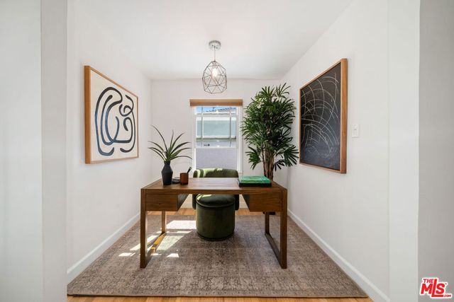 3945 Lyceum Avenue, Los Angeles, CA 90066