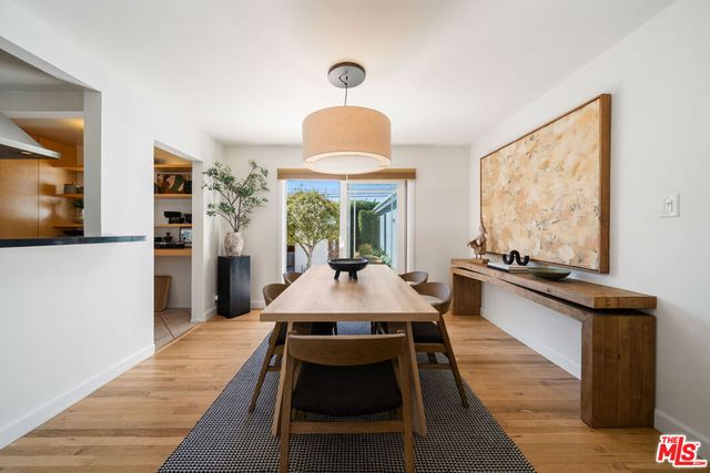 3945 Lyceum Avenue, Los Angeles, CA 90066