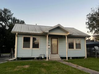 833 Elm St, Houma, LA 70360