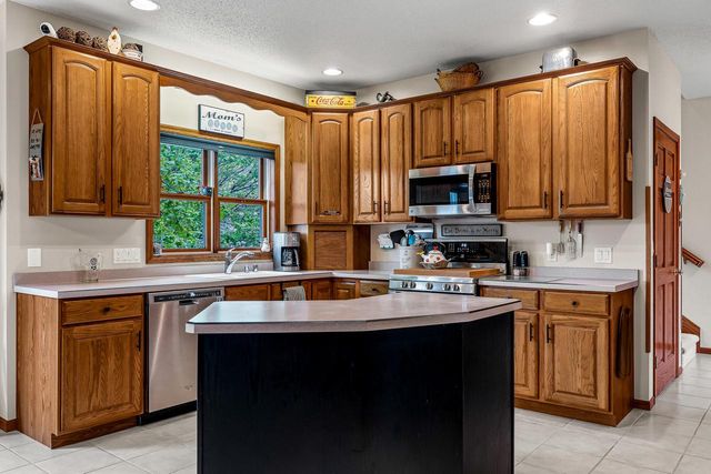W7885 Country AVENUE, Holmen, WI 54636