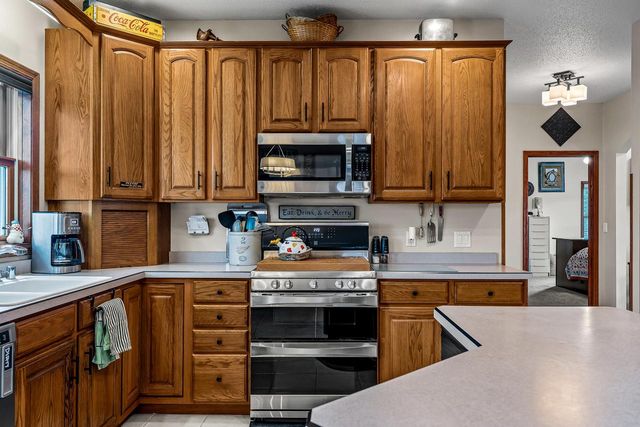 W7885 Country AVENUE, Holmen, WI 54636