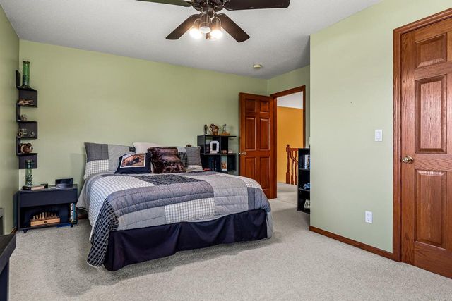 W7885 Country AVENUE, Holmen, WI 54636