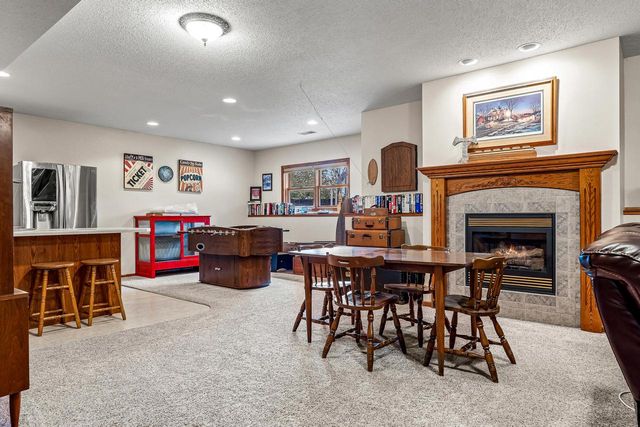 W7885 Country AVENUE, Holmen, WI 54636