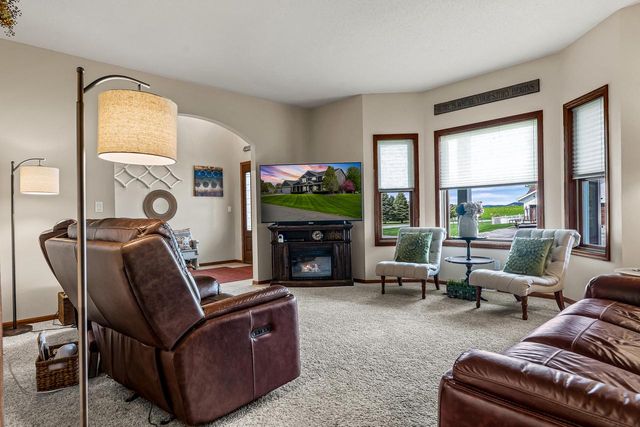 W7885 Country AVENUE, Holmen, WI 54636