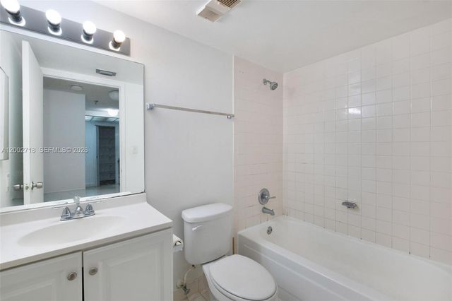 800 N Miami Ave E-1110, Miami, FL 33136