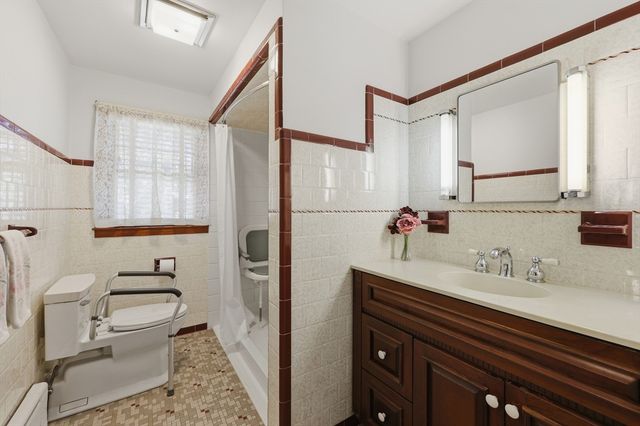 610 Grafton Street, Shrewsbury, MA 01545