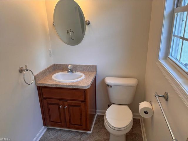 926 Freeman Mill RD, Suffolk, VA 23438