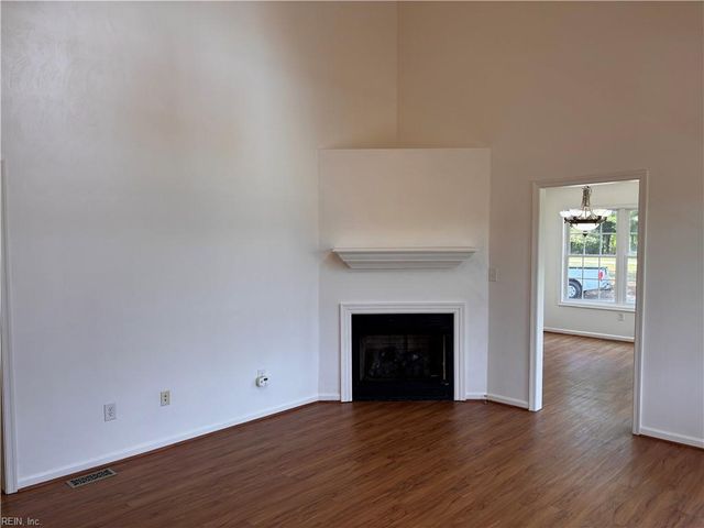926 Freeman Mill RD, Suffolk, VA 23438