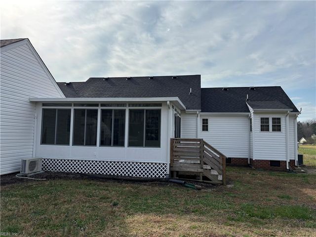 926 Freeman Mill RD, Suffolk, VA 23438