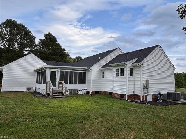 926 Freeman Mill RD, Suffolk, VA 23438