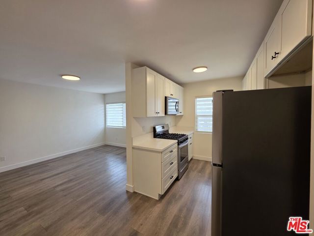 1743 9th Street 1, Santa Monica, CA 90404