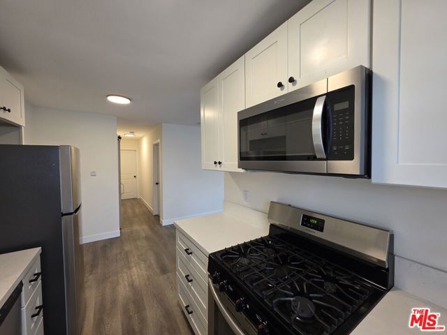 1743 9th Street 1, Santa Monica, CA 90404