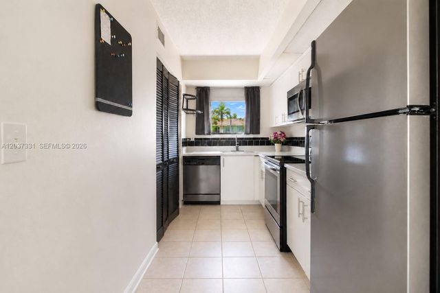 2518 SE 20th Place 203B, Homestead, FL 33035