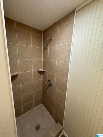 1300 8TH AVENUE, Midfield, AL 35228