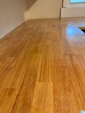 1300 8TH AVENUE, Midfield, AL 35228