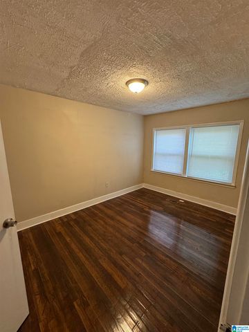 1300 8TH AVENUE, Midfield, AL 35228