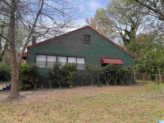 1300 8TH AVENUE, Midfield, AL 35228