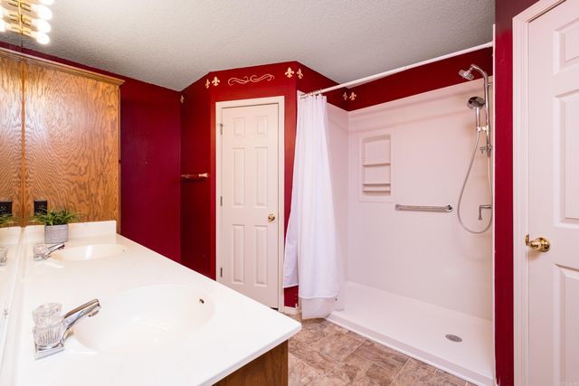 2000 Cherry Creek Circle, Bryant, AR 72022