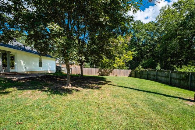 2000 Cherry Creek Circle, Bryant, AR 72022