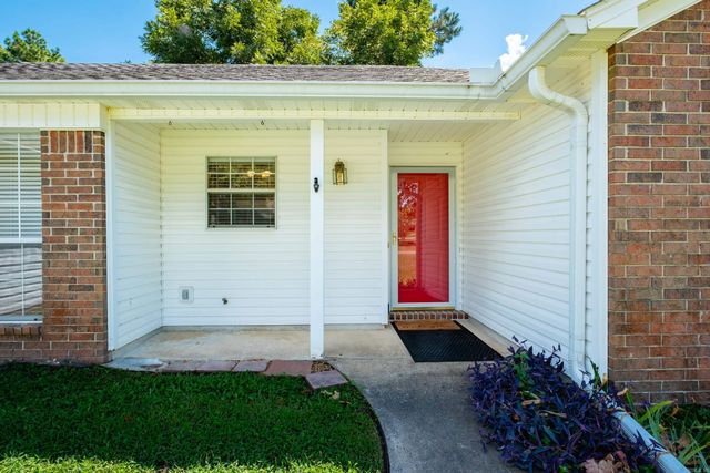 2000 Cherry Creek Circle, Bryant, AR 72022