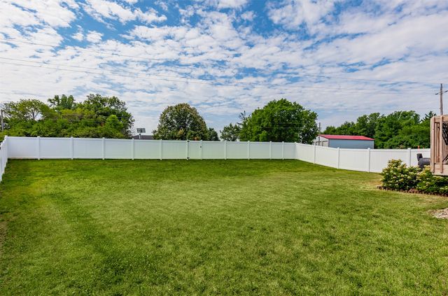 823 NE Maple Street, Bondurant, IA 50073