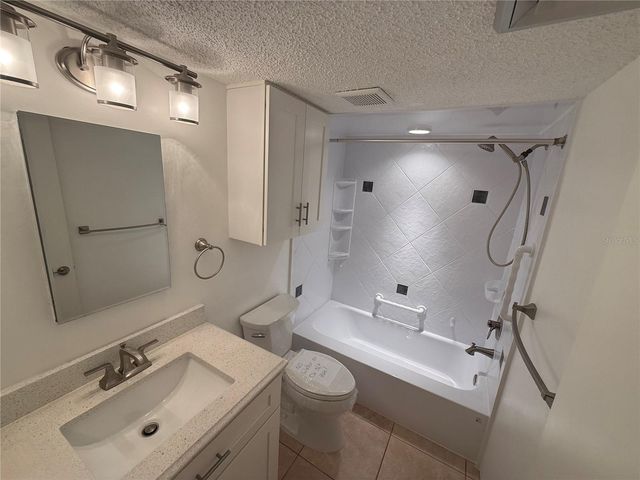 21300 BRINSON AVENUE 101, Port Charlotte, FL 33952