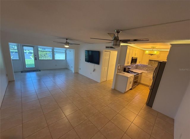 21300 BRINSON AVENUE 101, Port Charlotte, FL 33952