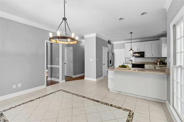 978 Laurel Springs Lane SW, Marietta, GA 30064